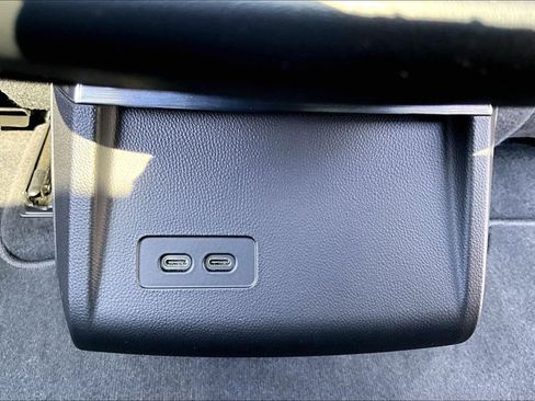 Used 2025 Cadillac Lyriq Sport AWD/4WD image 36