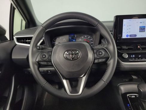 Used 2024 Toyota Corolla SE w/ SE Package image 22