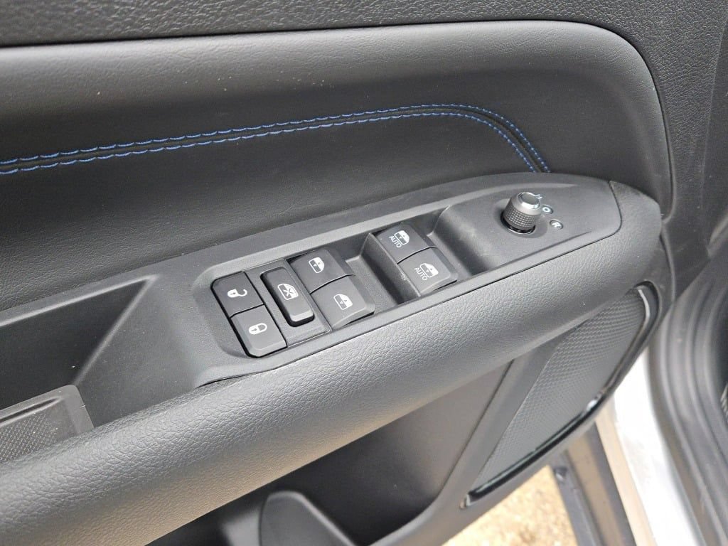 New 2026 Jeep Compass Latitude AWD/4WD image 22