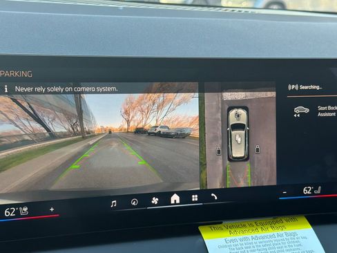 Used 2025 BMW X3 xDrive30i w/ Premium Package image 25