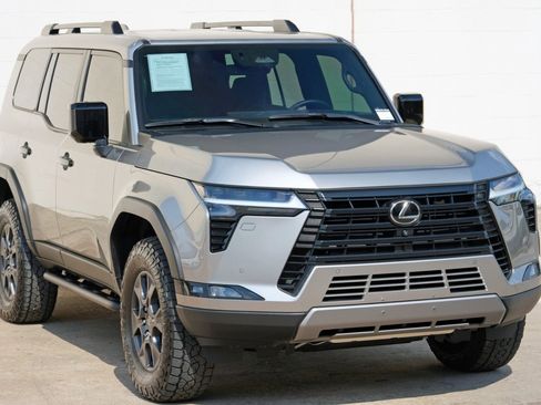 Used 2024 Lexus GX 550 AWD/4WD image 58