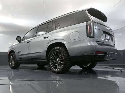 Used 2024 Cadillac Escalade V w/ LPO, ONYX Package AWD/4WD image 71