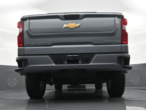 Used 2022 Chevrolet Silverado 1500 Custom RWD image 29