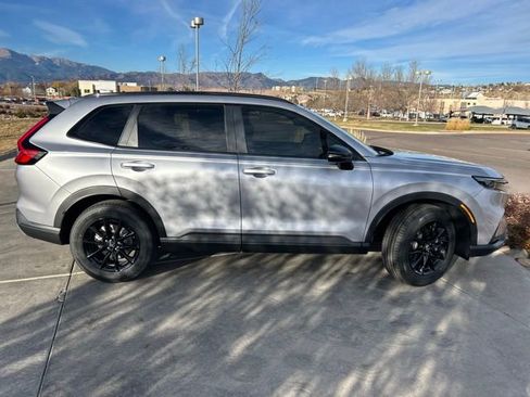 Used 2026 Honda CR-V Sport-L image 8