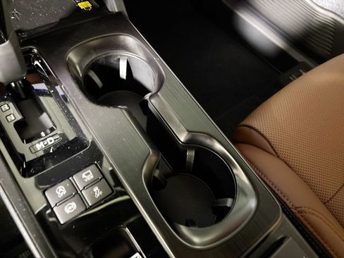 New 2026 Subaru Outback Touring XT AWD/4WD image 15