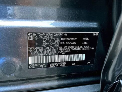 Certified 2025 Toyota RAV4 XSE image 19