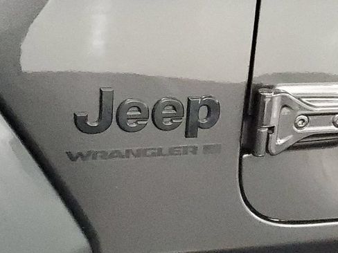 Used 2026 Jeep Wrangler Unlimited Sport AWD/4WD image 8