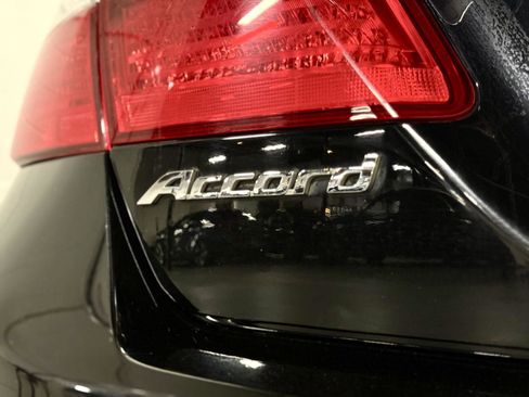 Used 2014 Honda Accord Sport image 7