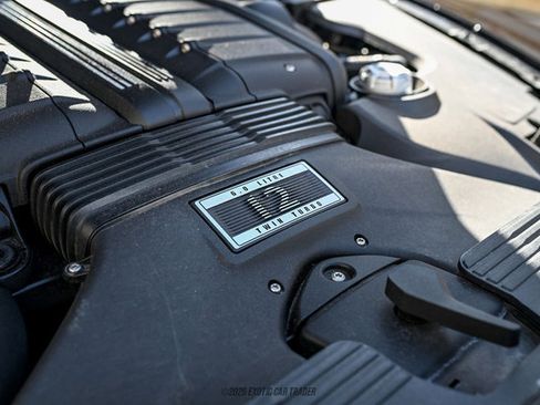 Used 2018 Bentley Bentayga image 19