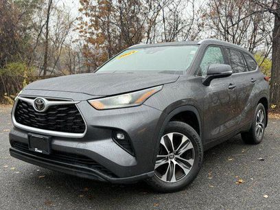 Certified 2021 Toyota Highlander XLE