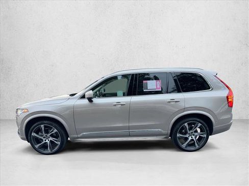 Certified 2025 Volvo XC90 B6 Plus w/ Protection Package Premier image 9