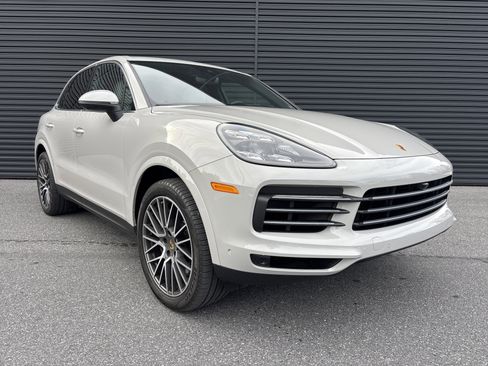 Used 2022 Porsche Cayenne image 7