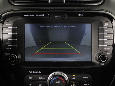 Used 2017 Kia Soul + w/ Audio Package image 25