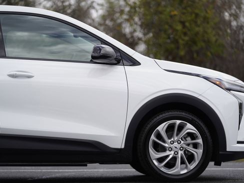 New 2027 Chevrolet Bolt LT image 6