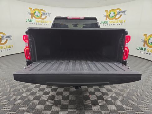 Used 2023 Chevrolet Silverado 1500 RST w/ Z71 Off-Road Package AWD/4WD image 34
