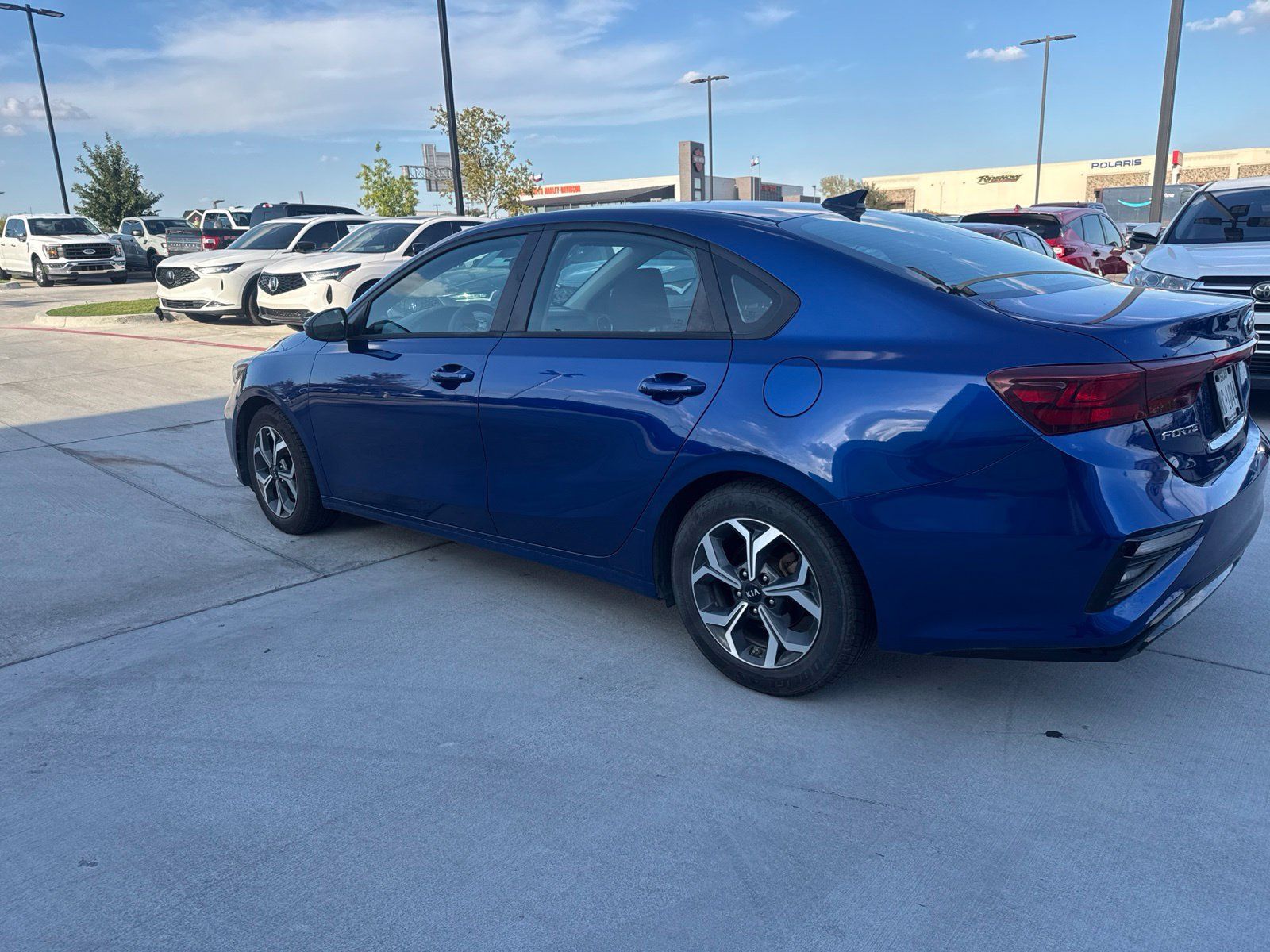 Used 2020 Kia Forte LXS FWD image 3