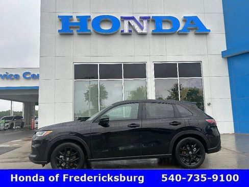 Used 2025 Honda HR-V Sport image 1
