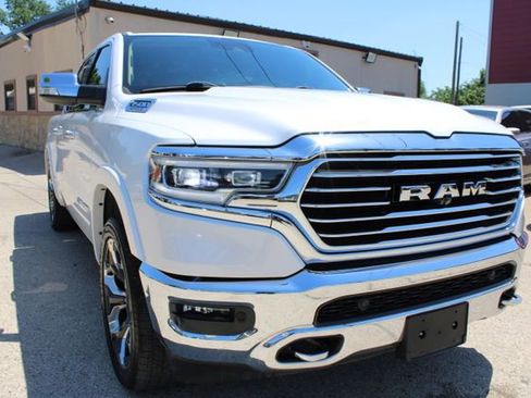 Used 2019 RAM 1500 Limited AWD/4WD image 1