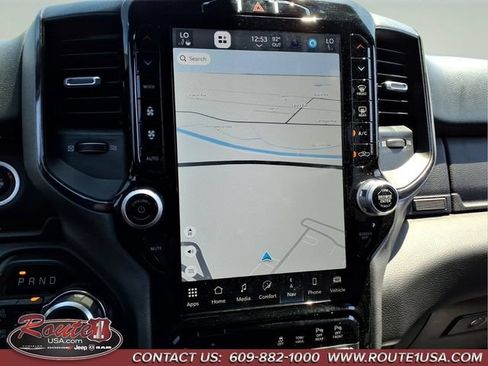 Used 2024 RAM 1500 Big Horn AWD/4WD image 31