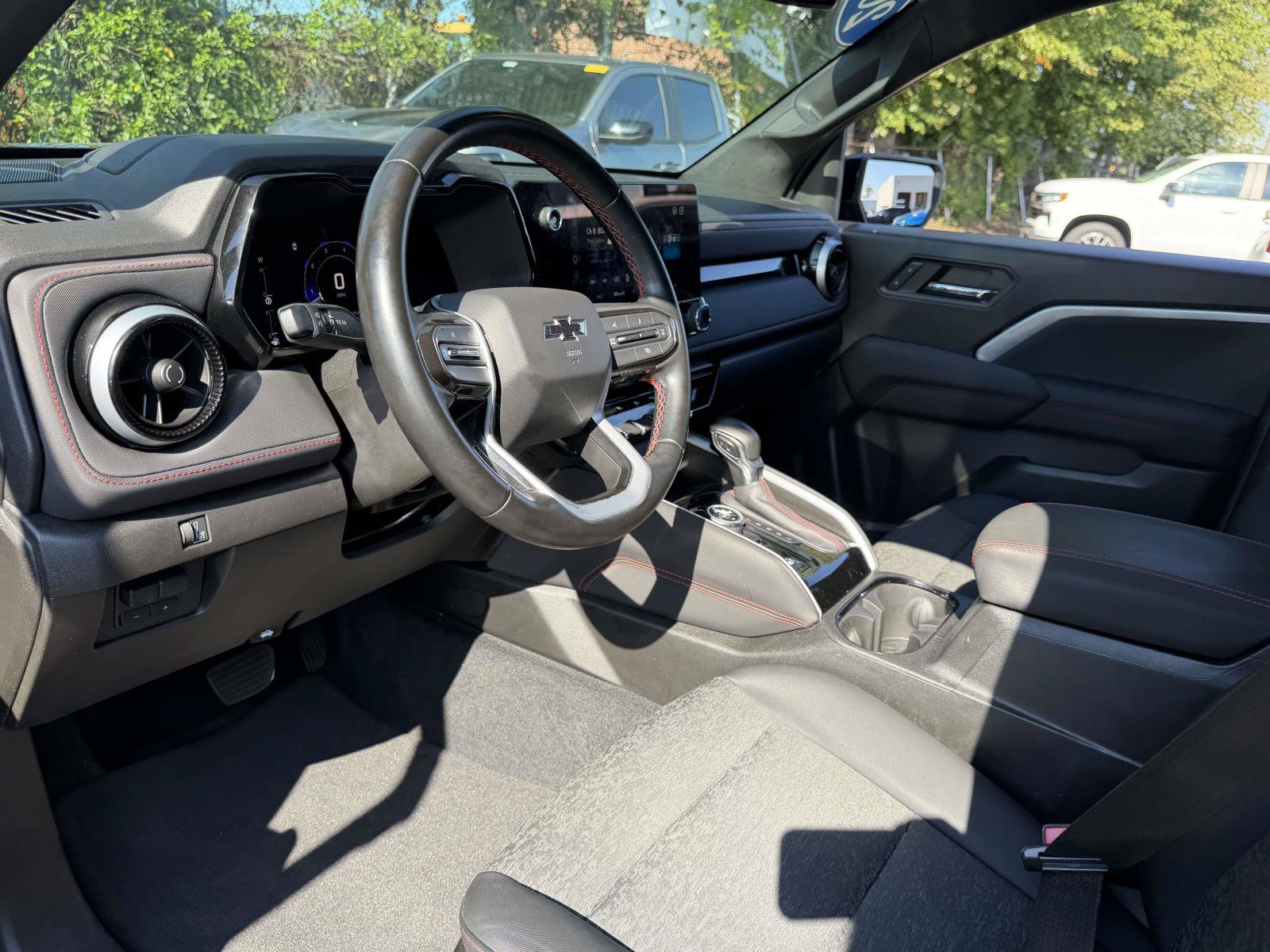 Certified 2023 Chevrolet Colorado Z71 w/ Z71 Convenience Package 2 AWD/4WD image 10
