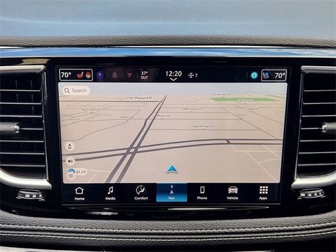 New 2026 Chrysler Pacifica Limited image 13