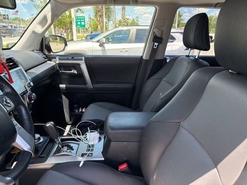 Used 2024 Toyota 4Runner SR5 Premium w/ Moonroof Package image 8