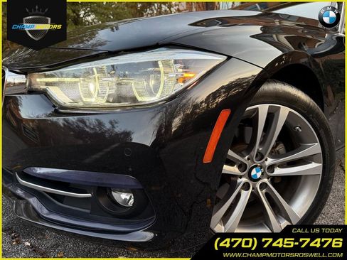 Used 2017 BMW 330i Sedan w/ Premium Package image 2