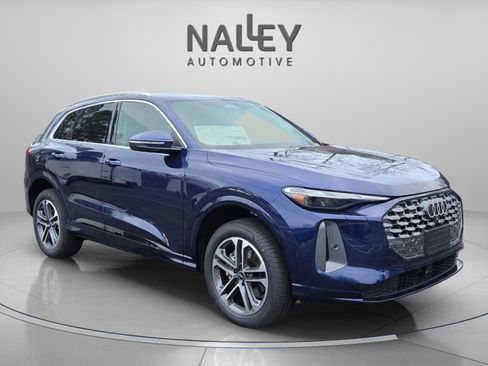 New 2025 Audi Q5 Premium image 8