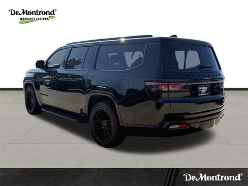 New 2025 Jeep Wagoneer L Series II w/ Convenience Group I image 7