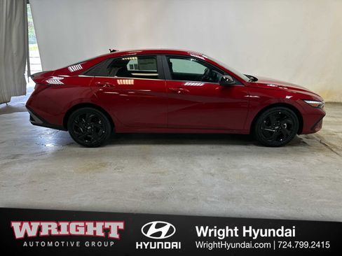 New 2026 Hyundai Elantra SEL Sport Premium FWD image 7