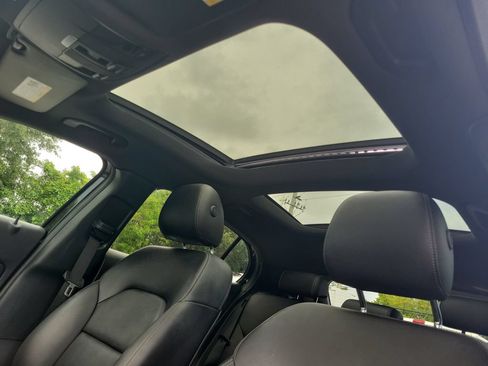 Used 2019 Mercedes-Benz GLA 250 image 28