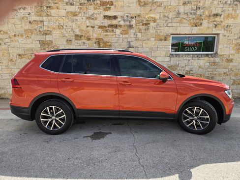 Used 2019 Volkswagen Tiguan SE FWD image 20