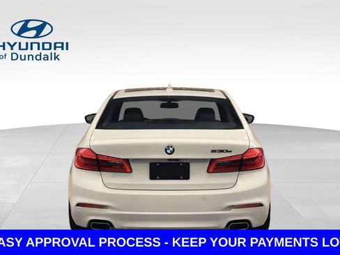 Used 2018 BMW 530e xDrive w/ Premium Package 2 image 8