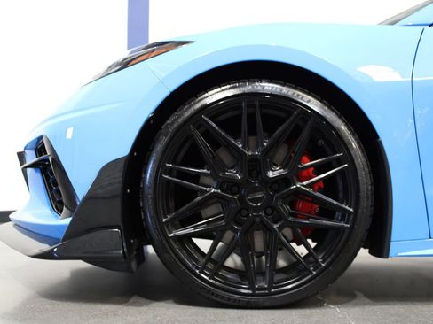 Used 2023 Chevrolet Corvette Stingray Preferred Cpe w/ Z51 Performance Package RWD image 21