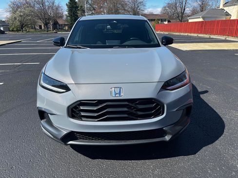 Used 2023 Honda HR-V Sport image 7