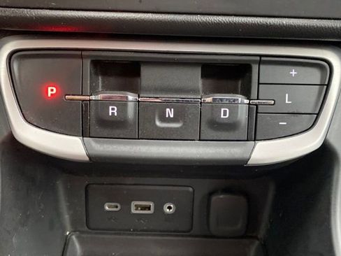 Certified 2023 GMC Terrain SLE w/ Driver Convenience Package image 13