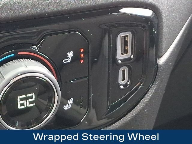 Used 2024 Chevrolet Silverado 1500 LT AWD/4WD image 16