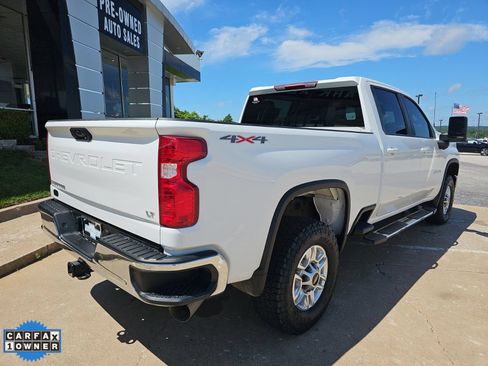 Used 2025 Chevrolet Silverado 2500 LT w/ Convenience Package AWD/4WD image 4