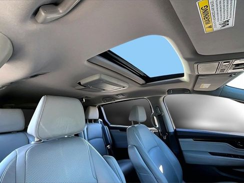 Used 2018 Honda Odyssey Elite image 27