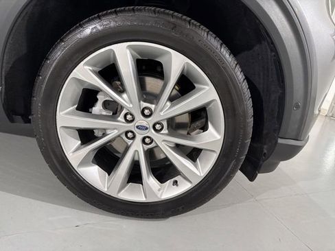 Used 2022 Ford Explorer Platinum w/ Equipment Group 601A image 15