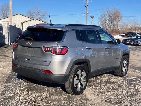 Used 2017 Jeep Compass Latitude w/ Popular Equipment Group image 3