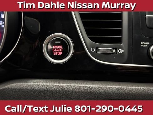 Used 2015 Kia Sedona EX FWD image 33