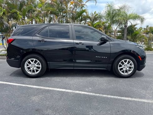 Used 2022 Chevrolet Equinox LS w/ LS Convenience Package FWD image 7
