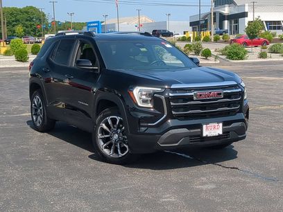 Used 2025 GMC Terrain Elevation w/ Elevation Premium Package