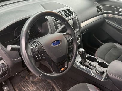 Used 2019 Ford Explorer XLT w/ Equipment Group 202A