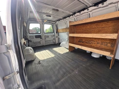 Used 2021 Chevrolet Express 2500 Extended w/ Driver Convenience Package RWD image 16