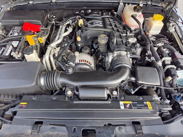 Used 2023 Jeep Gladiator Rubicon w/ LED Lighting Group AWD/4WD image 19