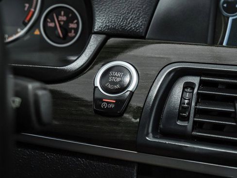 Used 2012 BMW 535i xDrive Sedan image 19