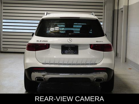 Certified 2026 Mercedes-Benz GLB 250 4MATIC image 5