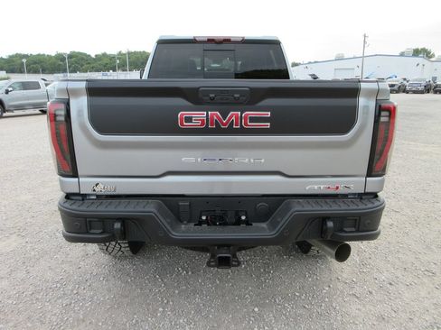 New 2026 GMC Sierra 2500 AT4X w/ AT4X AEV Edition AWD/4WD image 6